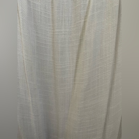 Beautiful Mid Dress Tri-Color. - Picture 3 of 10